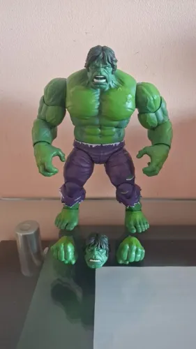Hulk Marvel Legends 