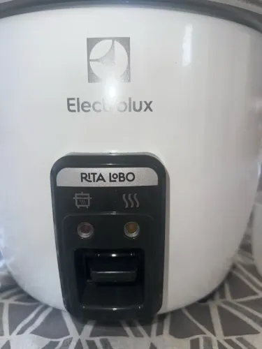 Panela de arroz Electrolux nova nunca usada