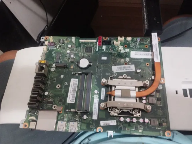 Placa mãe Lenovo ALL in on ideacentre A10