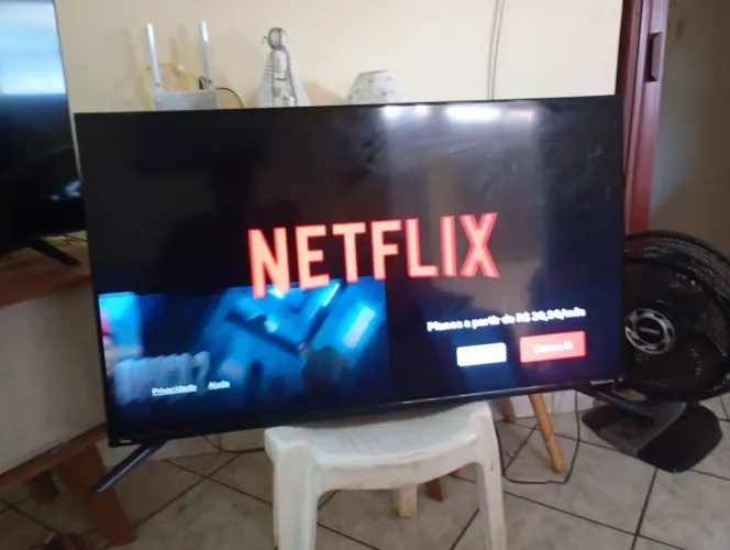 Tv Philco 40 polegadas Smart 4k 