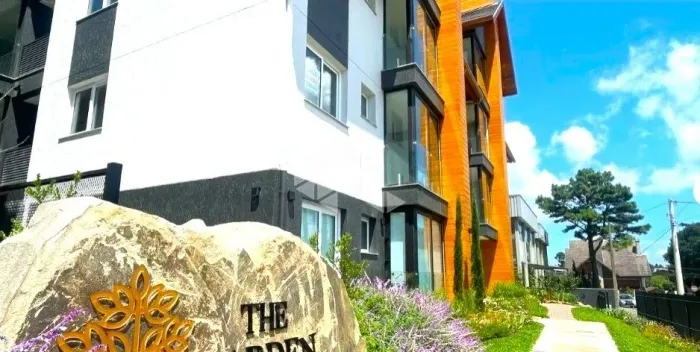 Apartamento a venda com 02 dormitórios, 02 vagas, em Gramado