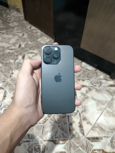 iPhone 14 Pro 128gb,capinha película e carregador incluso