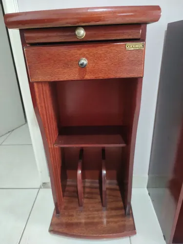 Mesa de telefone