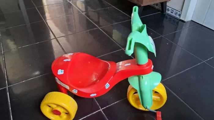 Velocípede carinho triciclo infantil