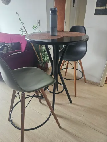 Mesa Bistro com duas cadeiras