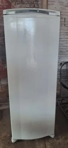 Vendo geladeira funcionando
