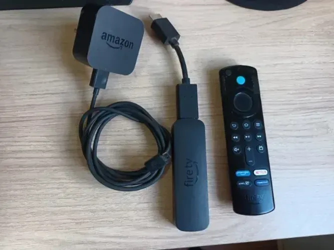 Fire TV Stick Amazon - Completo e Funcionando