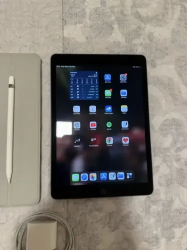 Ipad 9th Geração c/ Pincel