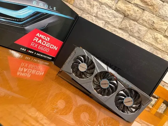 Placa de vídeo - Gigabyte Radeon RX 6600 Eagle 8GB GDDR6