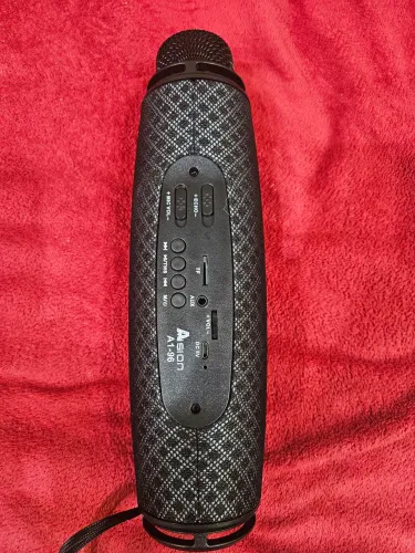 Caixa de som MP3 com Microfone embutido karaoke usb cartão bateria bluetooth