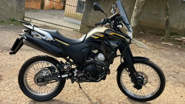 Lander 250 Completa - Perfeita para Cidade e Estrada