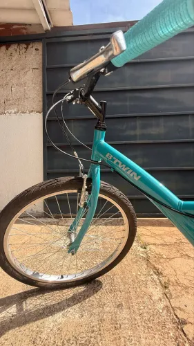Bicicleta B'Twin Aro 24 - Com Marchas - Super Conservada