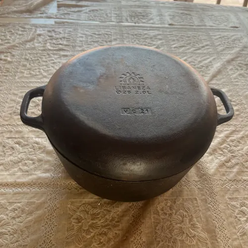 Panela de Ferro Fundido Libaneza 2,0L - Modelo VC 21 com Tampa de Ferro