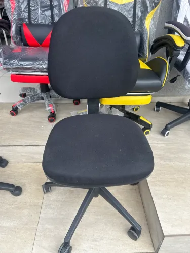 Cadeira de escritório só 150