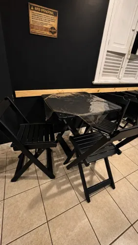Mesas e cadeiras para bares e restaurantes e lanchonete
