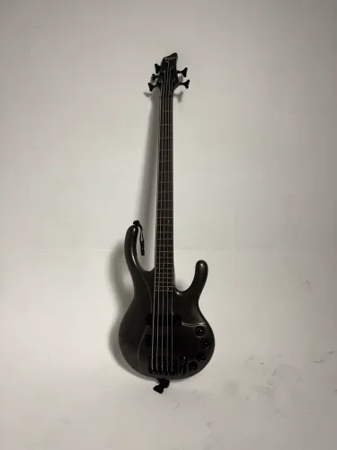 Baixo ibanez 