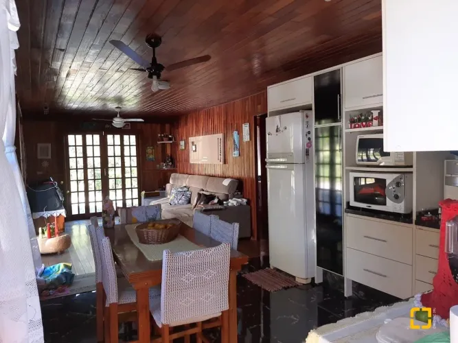 Sitio a venda - Oportunidade para quem busca espaço, conforto e contato com a natureza