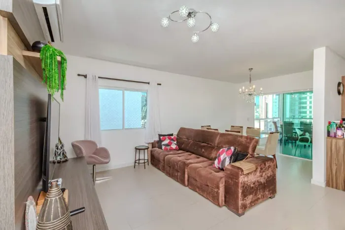 Apartamento à venda no Pioneiros em Balneário Camboriú