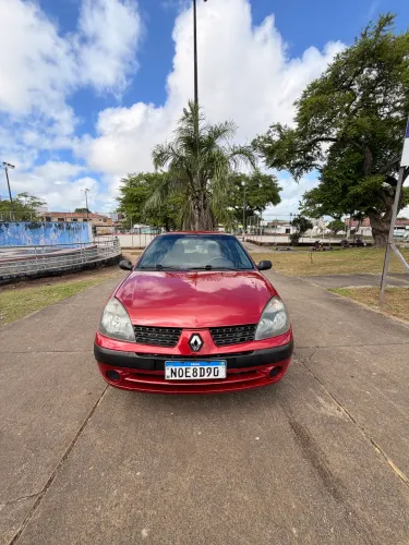 Renault Clio Hi-flex 1.0 16V 5P 2011