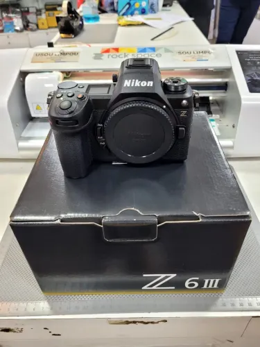Nikon Z6 III