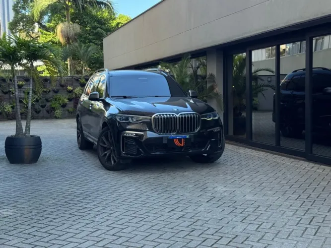 BMW X7 M50i 4.4 V8 Bi-TB AUT 2021
