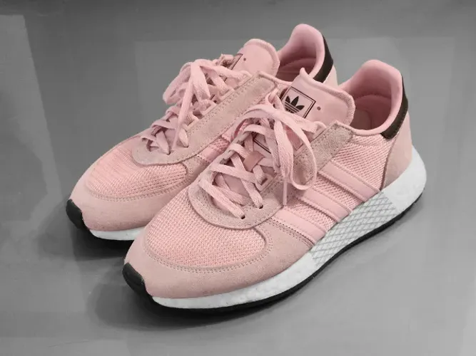 Tenis Adidas