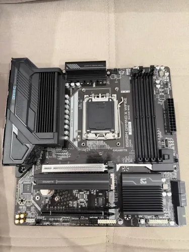 Gigabyte B850M Gaming X