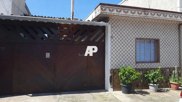 Casa (Casa Padrão) para Venda, 2 dorm(s), 500 m²
