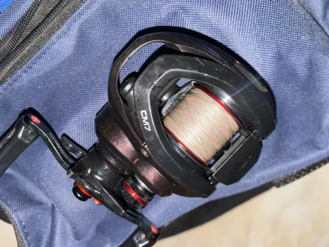 Vara de pesca startegy e carretilha cm7 com linha Ugo