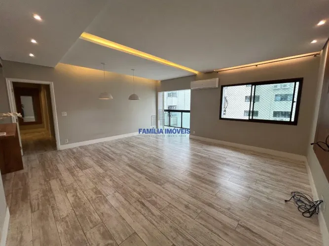 Apartamento à venda 3 quartos suíte 2 vagas Boqueirão Santos/SP