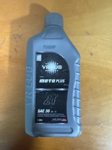 Óleo de Motor Moto Roçadeira Motoserra 2 Tempo Sae 30 Mineral Vr Lub 1 Litro