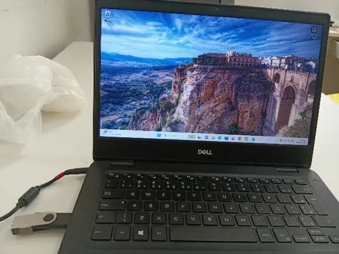 NOTBOOL DEL CORE I5-OITAVA GERAÇÃO