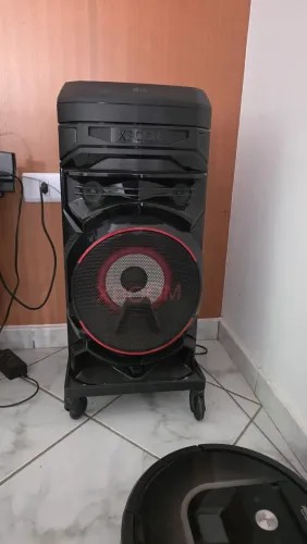 Vendo caixa de som LG