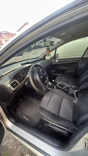 Peugeot 307 Sed. Presence 1.6 Flex 16V 4P 2008