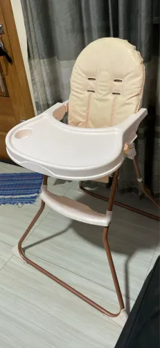 Cadeirinha de alimentação