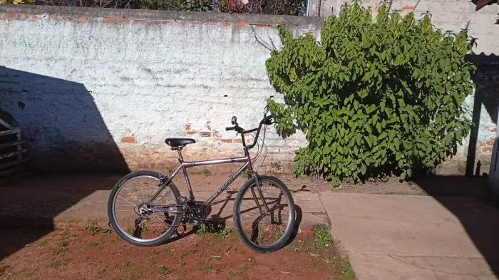 Bike aro 26 alumínio...só andar