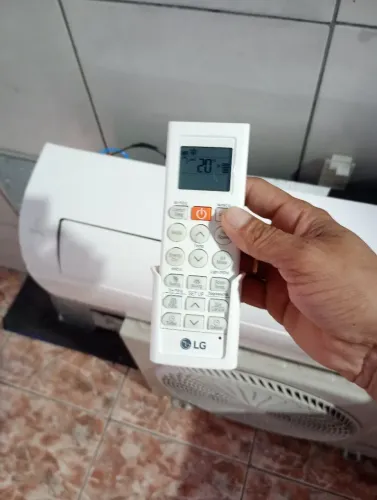 Ar condicionado LG inverter 12 BTUs 220