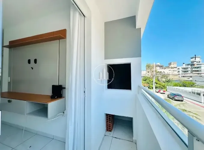 Apartamento 2 Quartos com Sacada com Churrasqueira - Pagani