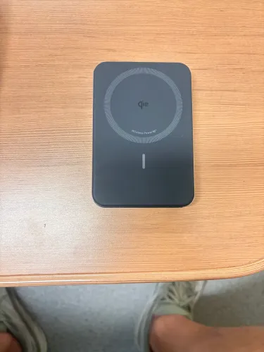 Anker MagGo Power Bank, Ultra Fino por Indução 10.000mAh, MagSafe 15W Ultra Rápido
