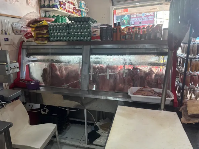 Balcão expositor de carnes polar 2metros 