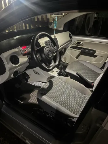 Volkswagen Up! Move 1.0 Total Flex 12V 5P 2015