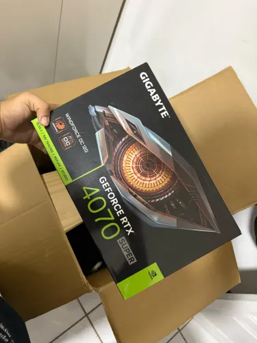 4070Super com garantia de 2 anos