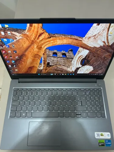 Lenovo LOQ Gamer - RTX 3050 | i5 | 16GB RAM | SSD 512GB