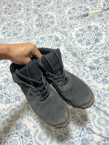 Bota semi nova 