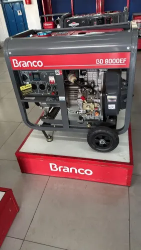 GERADOR À DIEESEL BRANCO BD8000EF