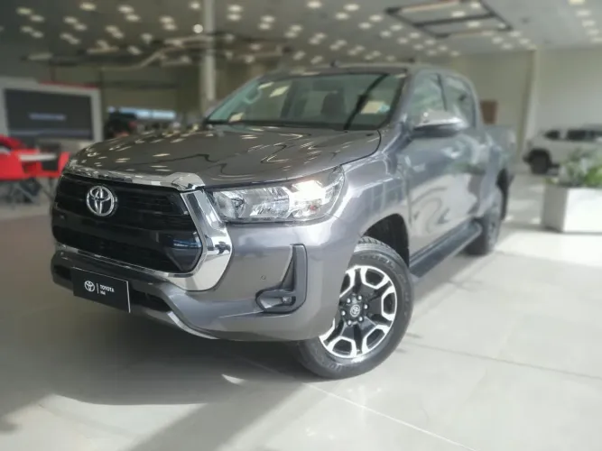 Toyota Hilux CD SRV 4X4 2.8 TDI Diesel Aut. 2024