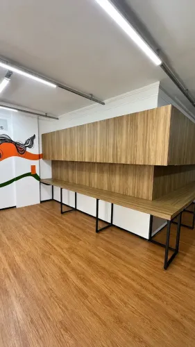 Mesa grande para escritório