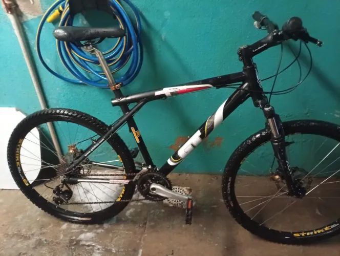 Bicicleta GT avalanche