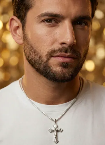 Crucifixo de em Prata e Moissanites - PROMOÇÃO 