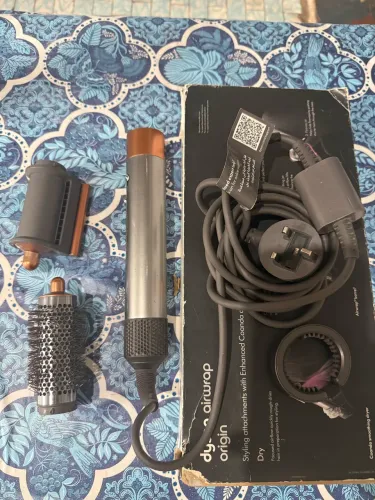 Dyson airwrap origin 